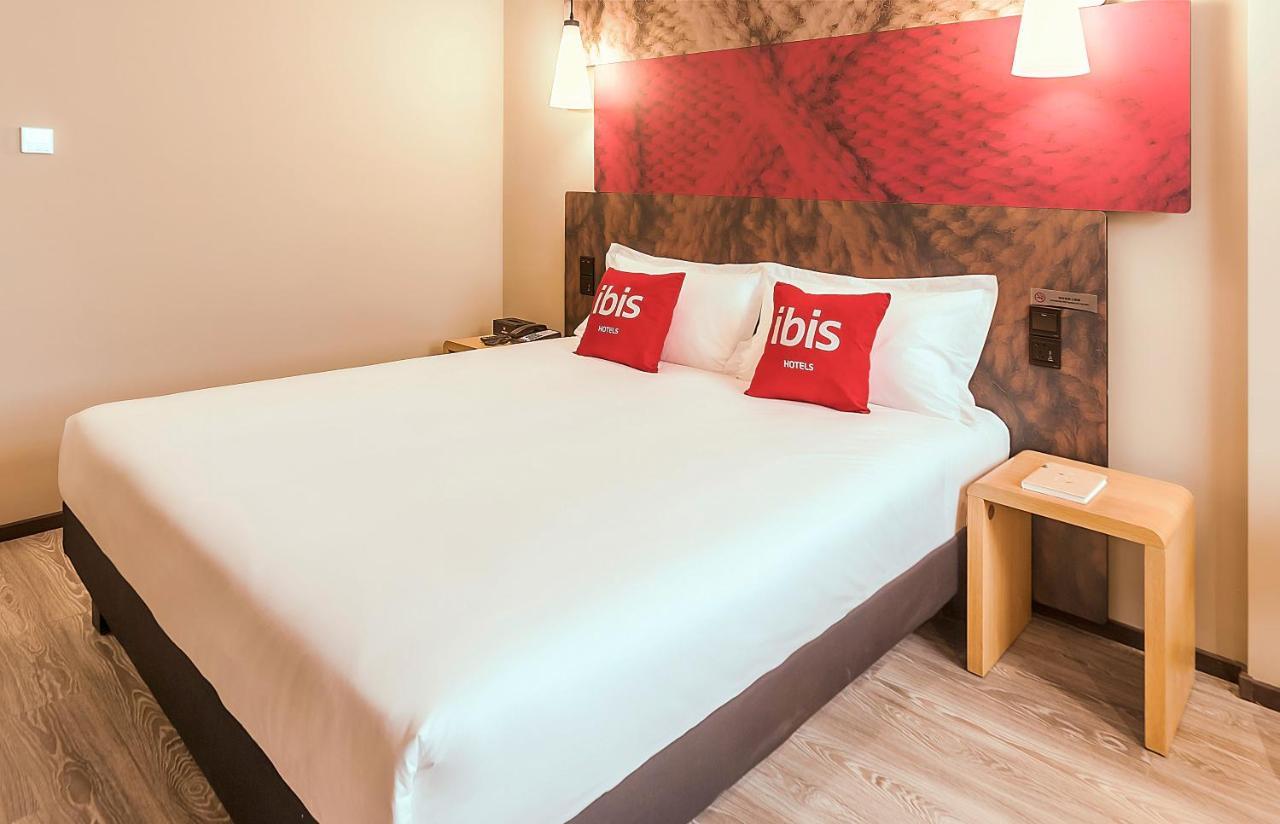 Ibis Zhengzhou Longhai Road Kültér fotó