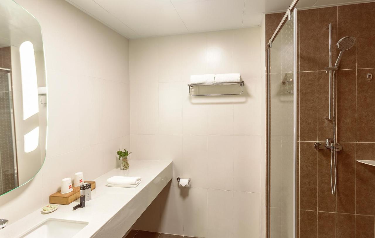 Ibis Zhengzhou Longhai Road Kültér fotó