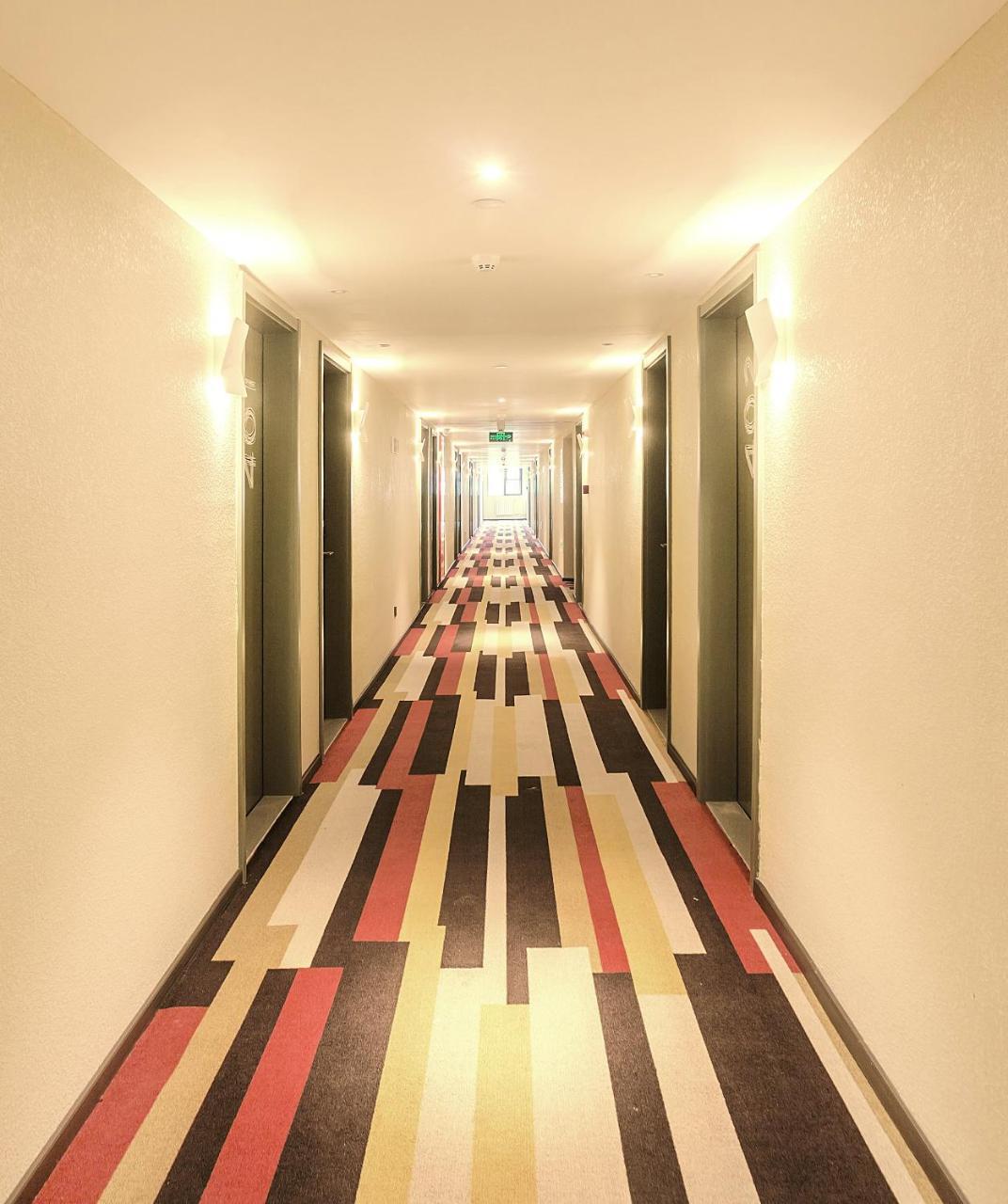 Ibis Zhengzhou Longhai Road Kültér fotó