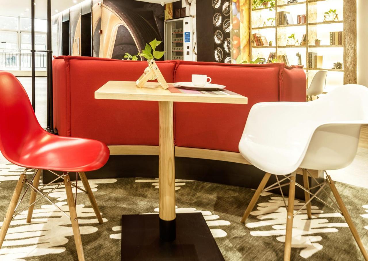 Ibis Zhengzhou Longhai Road Kültér fotó
